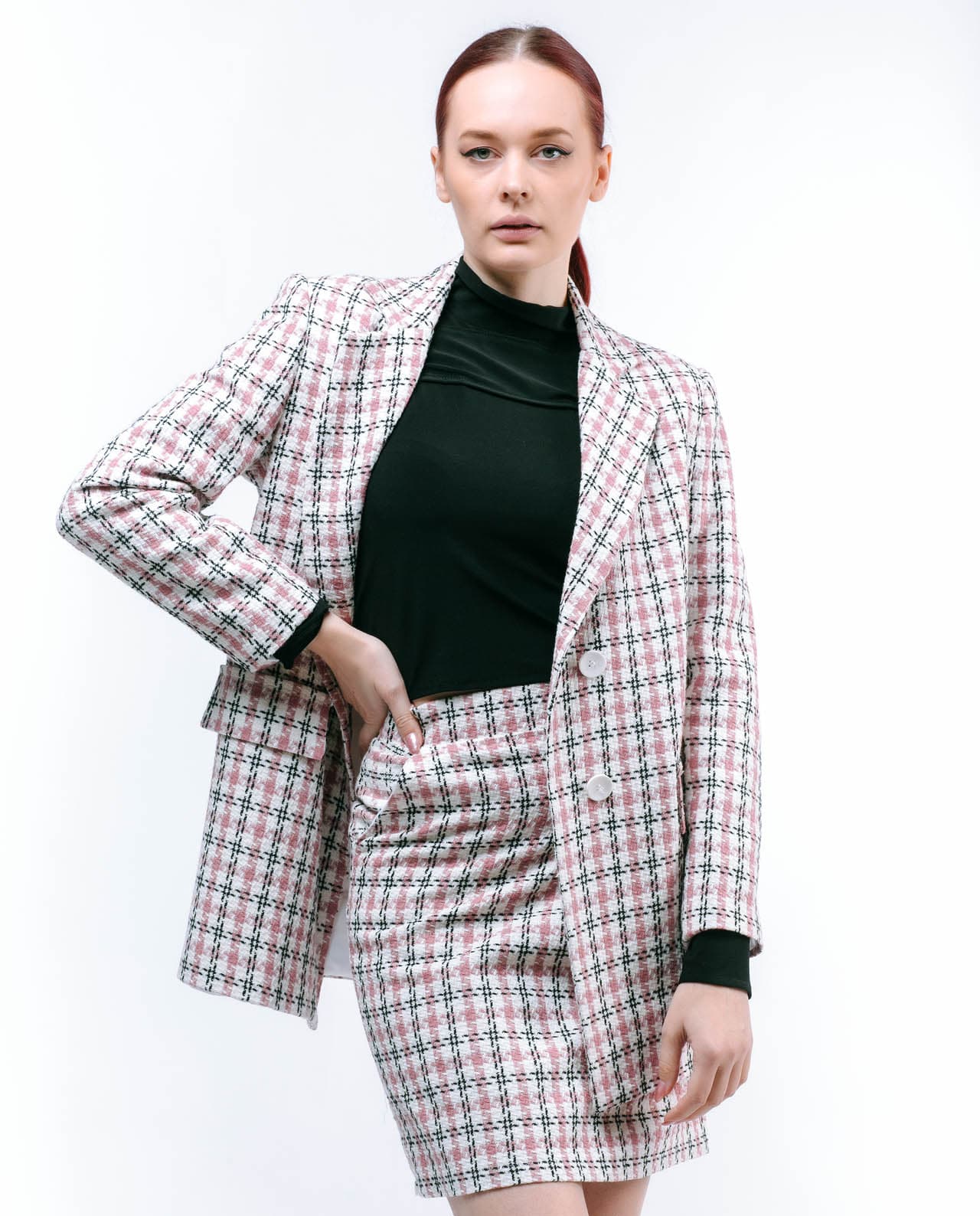 Çəhrayı Zolaqlı Kostyum - Image 2