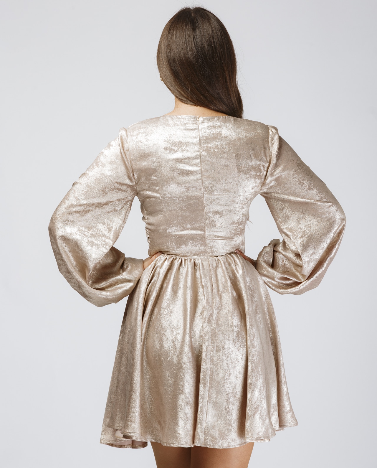 Qızılı Büzməli Libas - Image 4