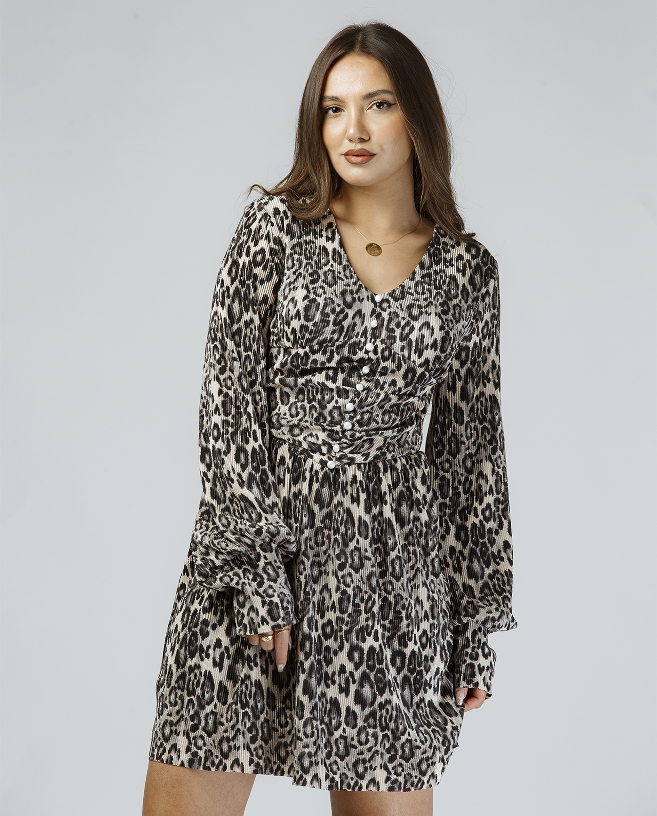 Ağ Qara Leopar - Image 2