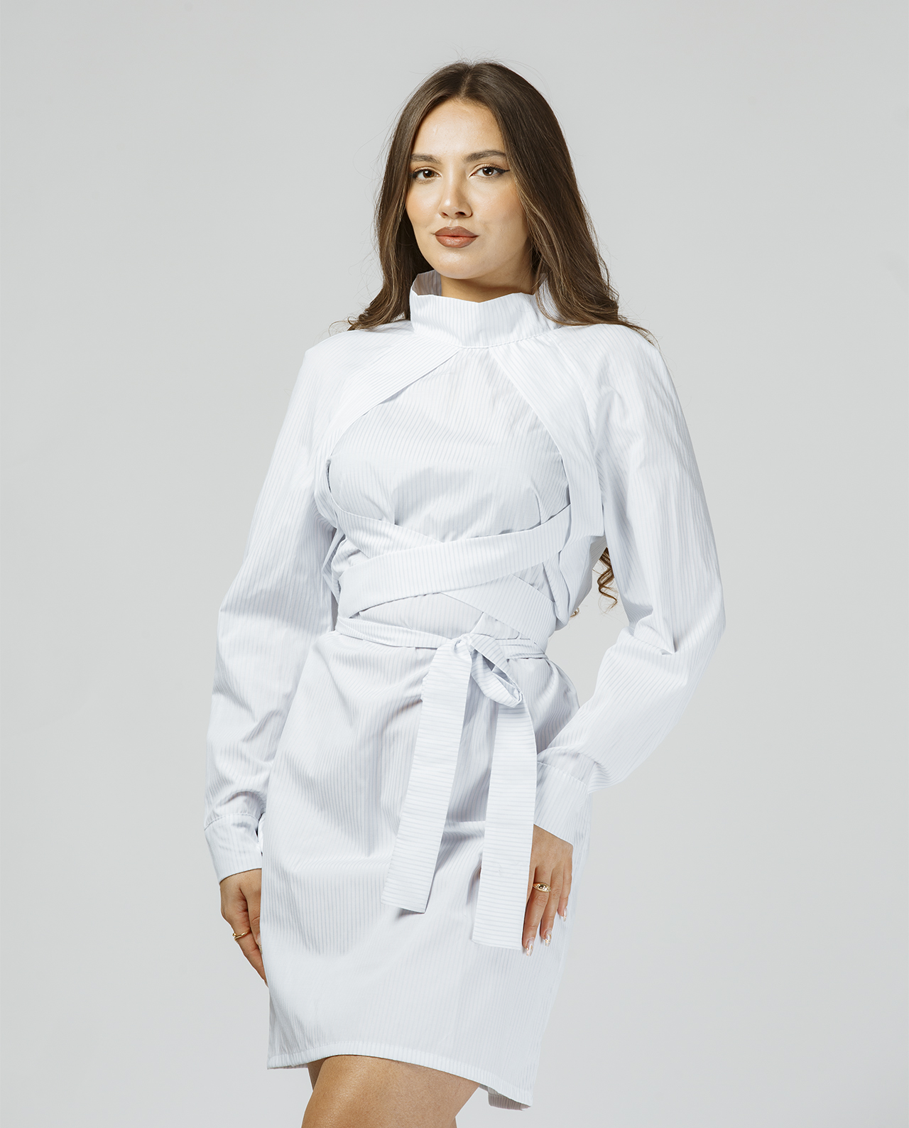 Ağ Mavili Köynəklik