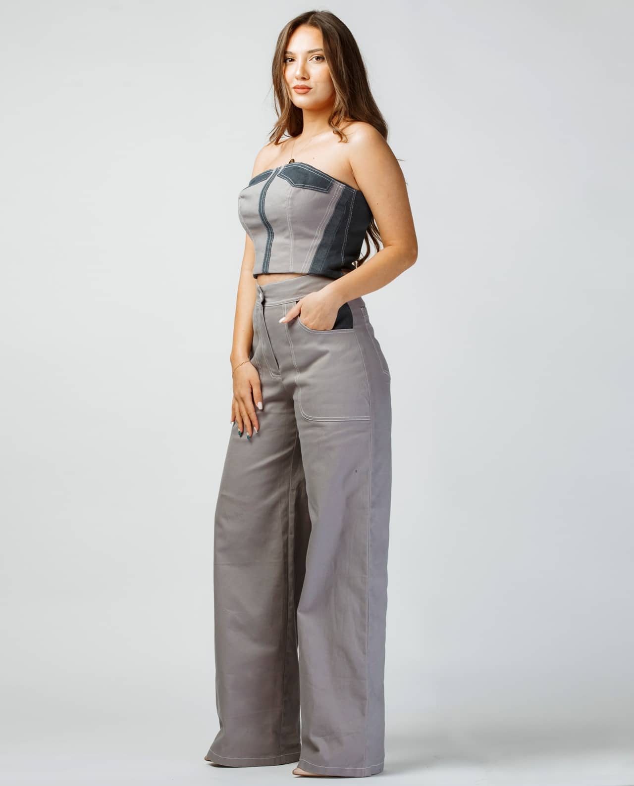 İki Rəngli Cins - Image 3